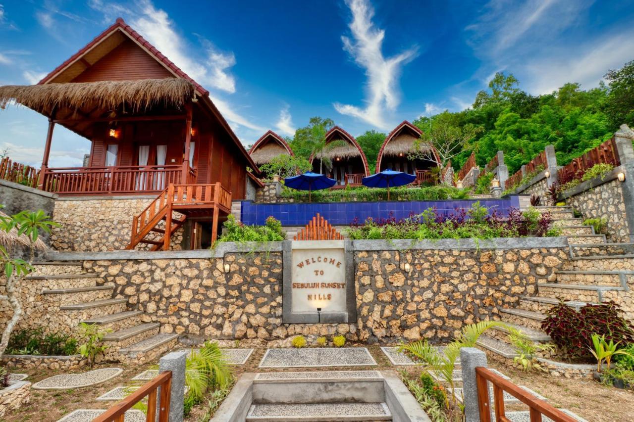 Sebuluh Sunset Hill Hotel Batumadeg Екстериор снимка