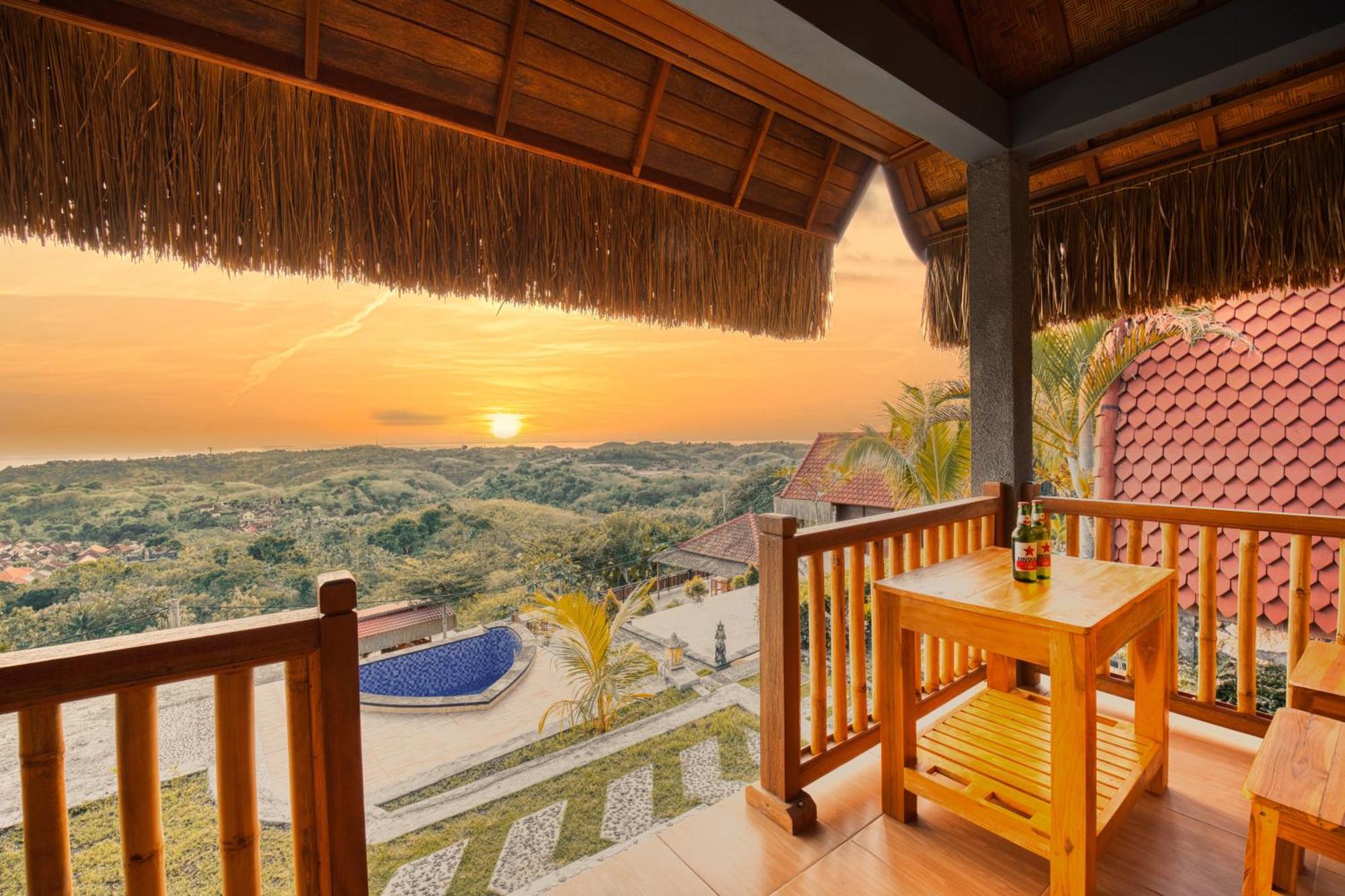 Sebuluh Sunset Hill Hotel Batumadeg Екстериор снимка