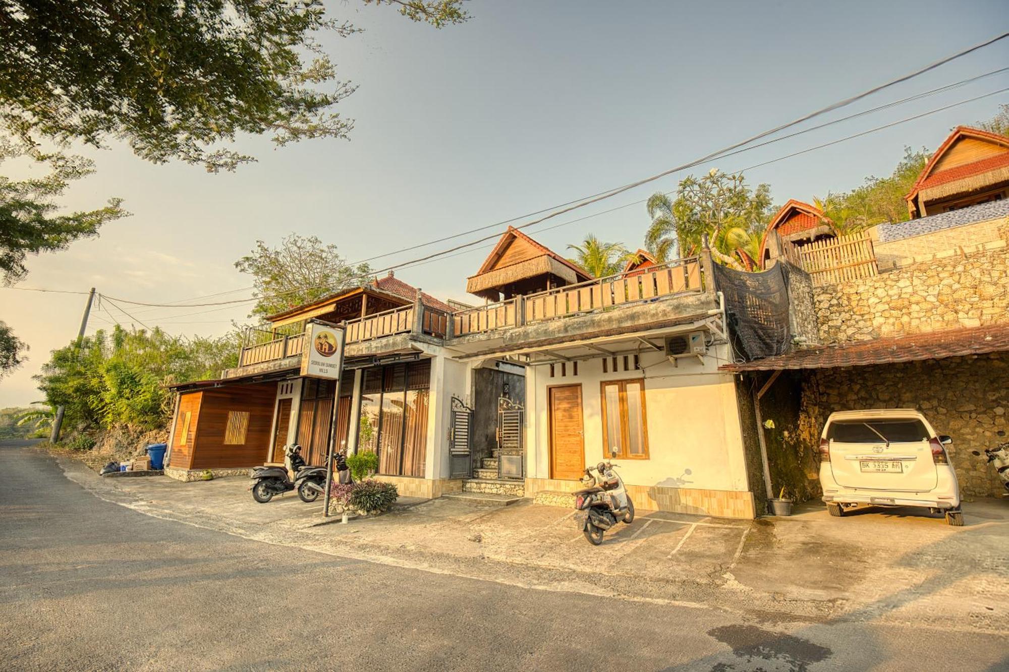 Sebuluh Sunset Hill Hotel Batumadeg Екстериор снимка